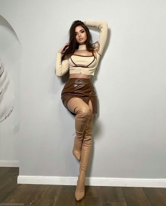 Девушки на час в частном секторе Новосибирска: интим досуг и его особенности